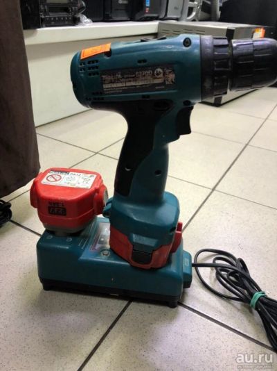 Лот: 13855402. Фото: 1. Шуруповерт makita 6270d. Электроинструмент