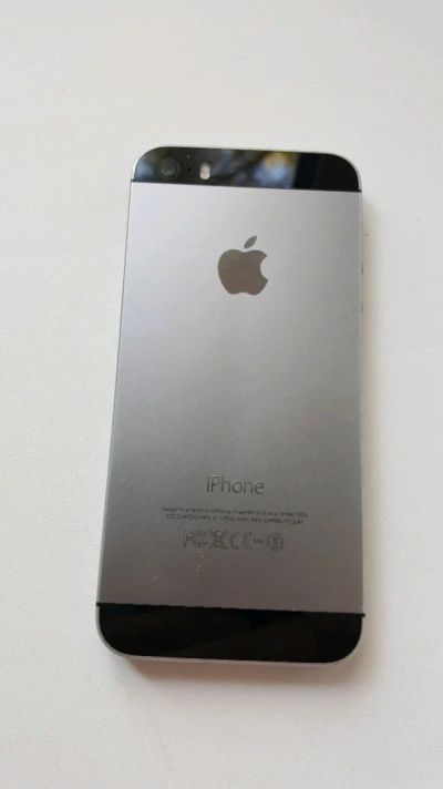 Лот: 11877649. Фото: 1. IPhone 5s. Смартфоны