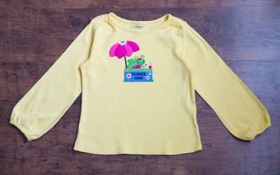 Лот: 10386990. Фото: 1. Кофточка Gymboree желтая на 4-5... Свитера, худи, толстовки