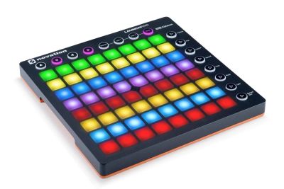 Лот: 7845260. Фото: 1. Novation Launchpad MKII. MIDI-оборудование
