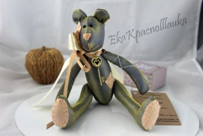 Лот: 3057061. Фото: 1. Мишка Федор. Авторские куклы, игрушки, поделки