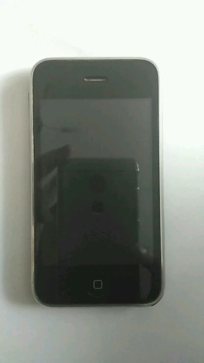 Лот: 8434779. Фото: 1. IPhone 3gs 8Гб. Смартфоны