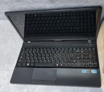 Лот: 21128246. Фото: 1. Ноутбук Samsung np310e5c. Ноутбуки