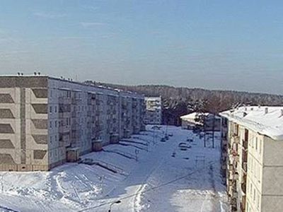 Лот: 8635964. Фото: 1. 4 комнатная квартира в поселке... Квартиры, студии