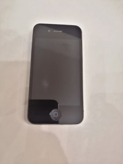 Лот: 20848999. Фото: 1. IPhone 4s. Смартфоны