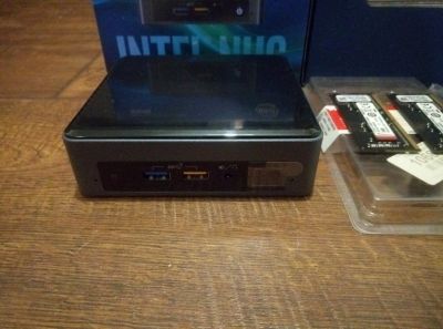 Лот: 17505945. Фото: 1. Intel NUC NUC8i5BEK2 + 8Gb ОЗУ. Компьютеры в сборе