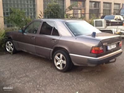 Лот: 10903617. Фото: 1. Mercedes E230 W124 1991г.в. M102... Автомобили