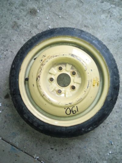 Лот: 12424692. Фото: 1. Запасное колесо на toyota (банан... Шины