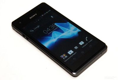 Лот: 3946792. Фото: 1. sony xperia V хорошее состояние... Смартфоны