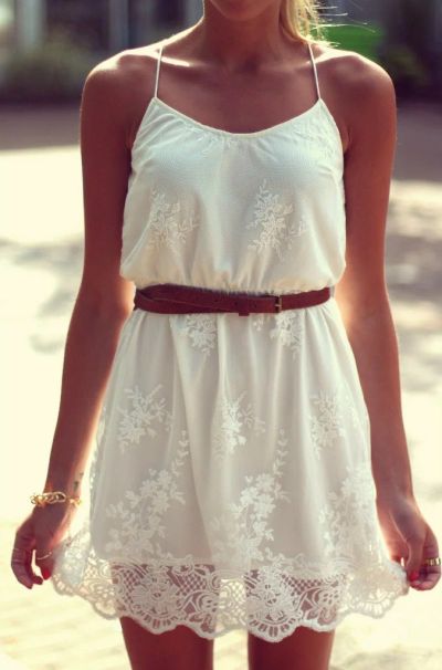 Лот: 5534584. Фото: 1. Платье-сорочка белое кружевное... Платья