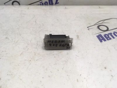 Лот: 21710397. Фото: 1. плафон багажника Renault Megane... Двигатель и элементы двигателя