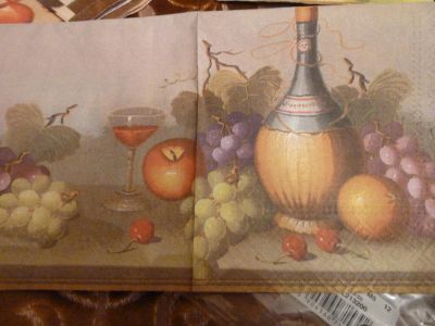 Лот: 10012936. Фото: 1. Салфетка Натюрморт с виноградом. Декупаж