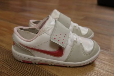 Лот: 4473640. Фото: 1. Кроссовки Nike, оригинал! д/д... Кеды, кроссовки