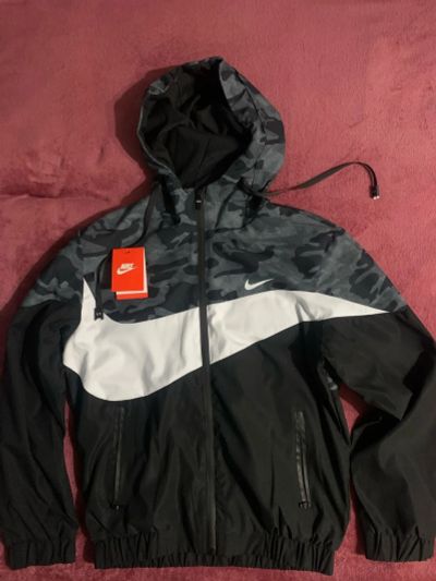 Лот: 20215902. Фото: 1. Ветровка кофта спортивная Nike... Другое (мужская одежда)