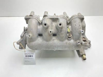 Лот: 24774350. Фото: 1. Коллектор впускной Nissan R'nessa... Двигатель и элементы двигателя