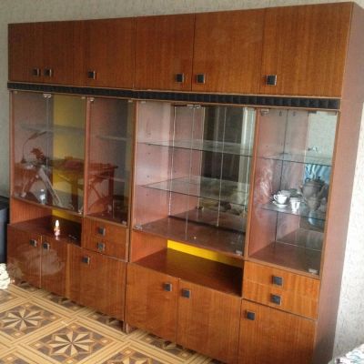 Лот: 6155047. Фото: 1. Стенка в хорошем состоянии. Гостиные, стенки, горки