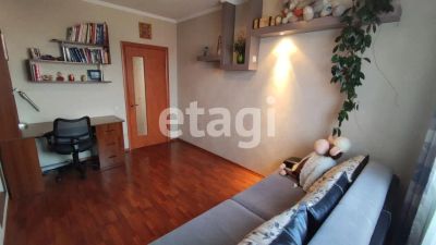 Лот: 25288193. Фото: 1. 3-комн. квартира , Красноярск... Квартиры, студии