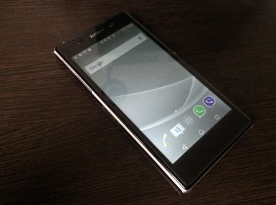 Лот: 9593695. Фото: 1. Sony Xperia Z1 Отличное Состояние. Смартфоны