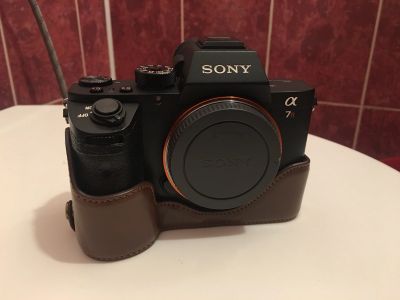 Лот: 12365365. Фото: 1. Sony A7R II (Состояние достойное... Цифровые беззеркальные со сменной оптикой