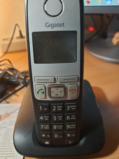 Лот: 25241880. Фото: 1. Радиотелефон Gigaset A400. DECT и радиотелефоны