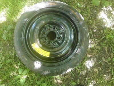 Лот: 9979361. Фото: 1. Запасное колеcо(банан) от Nissan... Шины на дисках