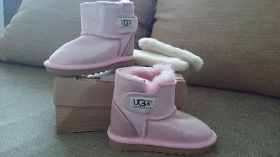 Лот: 8388312. Фото: 1. Угги детские новые и милейшие. Валенки, угги, унты
