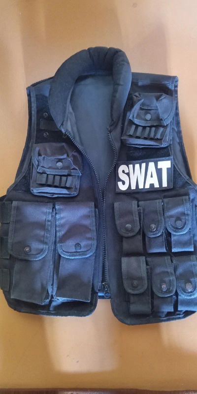Лот: 20764576. Фото: 1. Жилет SWAT. Спецодежда, спецобувь
