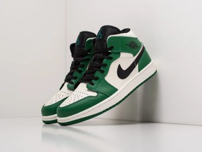 Лот: 17576973. Фото: 1. Кроссовки Nike Air Jordan 1 Mid... Кеды, кроссовки, слипоны