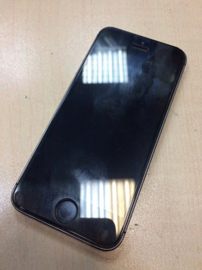 Лот: 9548307. Фото: 1. Iphone 5S 16GB в идеале!. Смартфоны