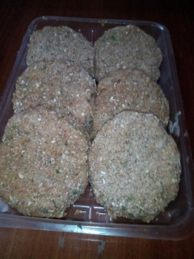 Лот: 9394066. Фото: 1. Котлеты сочные по-домашнему. Мясо, птица, яйцо