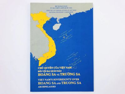 Лот: 23277555. Фото: 1. Vietnam's sovereignty over Hoang... Другое (литература, книги)