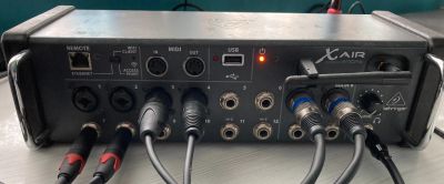 Лот: 20337182. Фото: 1. Behringer XR12 Микшерный пульт. Микшеры, предусилители, микрофонные эффекты