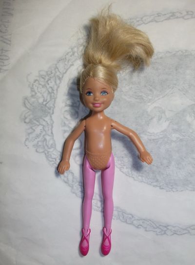 Лот: 11637944. Фото: 1. Кукла барби Barbie mattel келли... Куклы и аксессуары