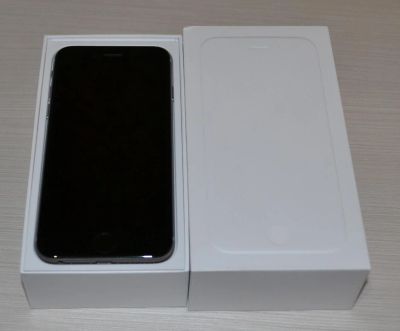 Лот: 8126666. Фото: 1. iPhone 6, 64 Gb, РСТ, Серый космос. Смартфоны
