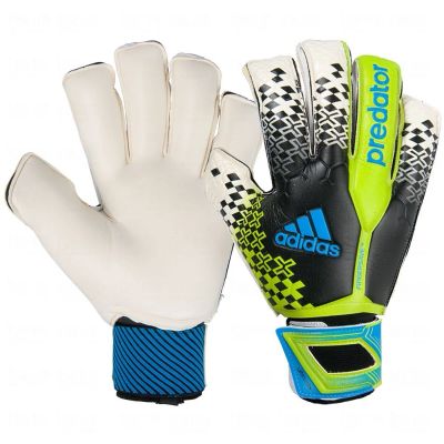 Лот: 5684990. Фото: 1. Перчатки вратарские adidas Predator... Другое (обмундирование и экипировка)