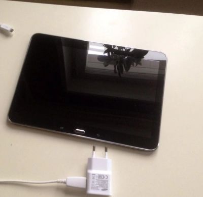 Лот: 6120273. Фото: 1. Планшет Samsung Galaxy Tab4 (большой... Планшеты