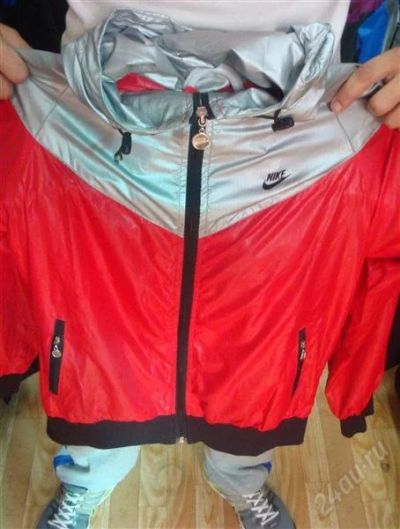 Лот: 1103945. Фото: 1. куртка nike - новая!!!. Верхняя одежда