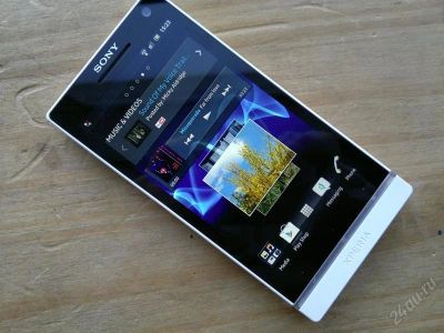 Лот: 2862468. Фото: 1. sony xperia s белый. Смартфоны