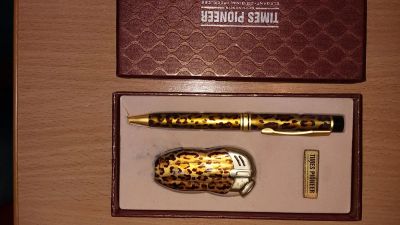 Лот: 6660748. Фото: 1. набор ручка зажигалка. Сувенирные наборы