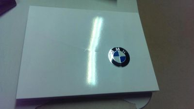 Лот: 4322883. Фото: 1. Оригинальная флешка BMW в подарочной... USB-флеш карты