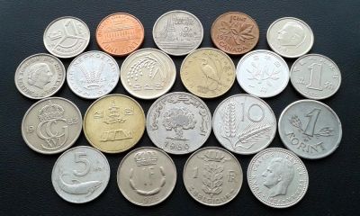 Лот: 11120920. Фото: 1. 20 иностранных монет - одним лотом... Наборы монет