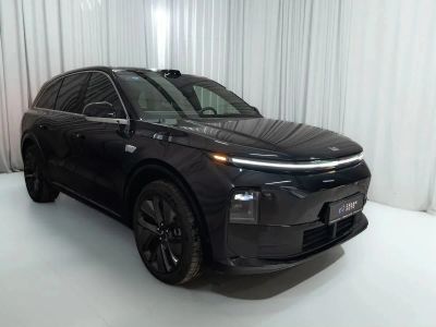 Лот: 25414909. Фото: 1. Внедорожник LiXiang L6 2025. Автомобили