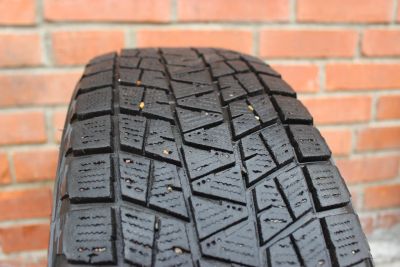 Лот: 25731690. Фото: 1. Шина зимняя Bridgestone Blizzak... Шины