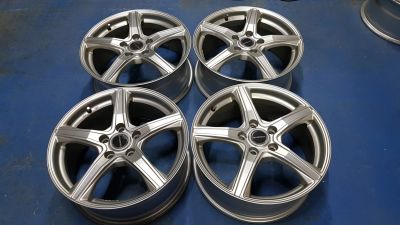 Лот: 12650698. Фото: 1. Диски R17 Bridgestone 5х114 только... Диски