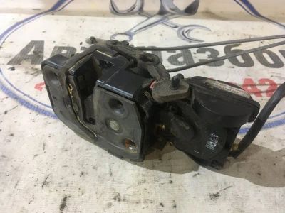 Лот: 21718874. Фото: 1. замок двери Mazda Premacy CP. Двигатель и элементы двигателя