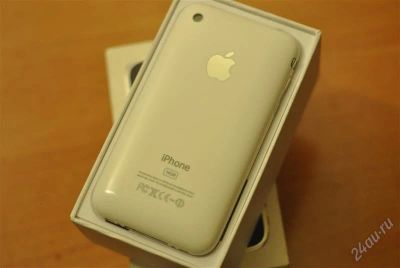 Лот: 1753343. Фото: 1. iphone 3gs 16 gb white. Смартфоны