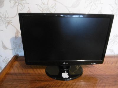 Лот: 24346241. Фото: 1. Монитор LG Flatron – PF. Модель... ЖК-мониторы
