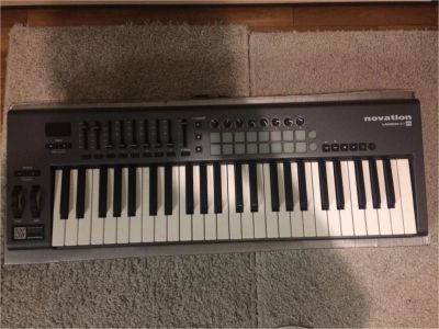 Лот: 11235529. Фото: 1. Novation Launchkey 49. MIDI-оборудование