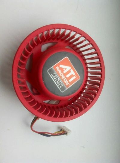 Лот: 7254950. Фото: 1. турбина от видеокарты ATI AMD. Системы охлаждения