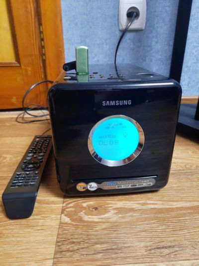 Лот: 23331649. Фото: 1. Samsung(aux,usb,fm)без колонок. Музыкальные центры, магнитолы